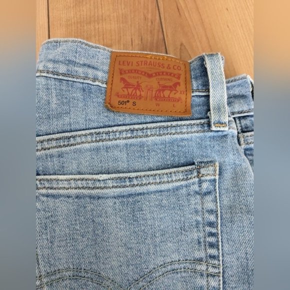 Levi's 501 Original Fit Women's Jeans US 27 - Picture 4 of 9
